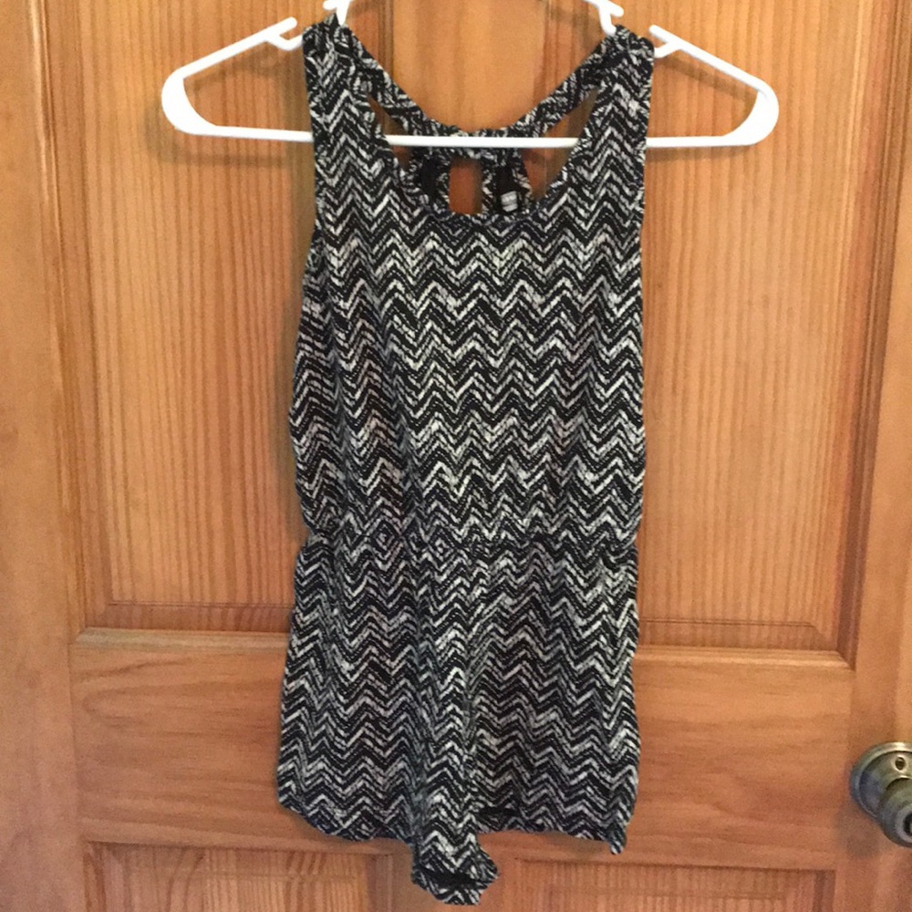 Youth romper. Size 8.